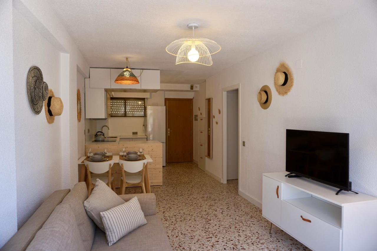 Апартаменты Apartamento Soleado Торевьиа Экстерьер фото