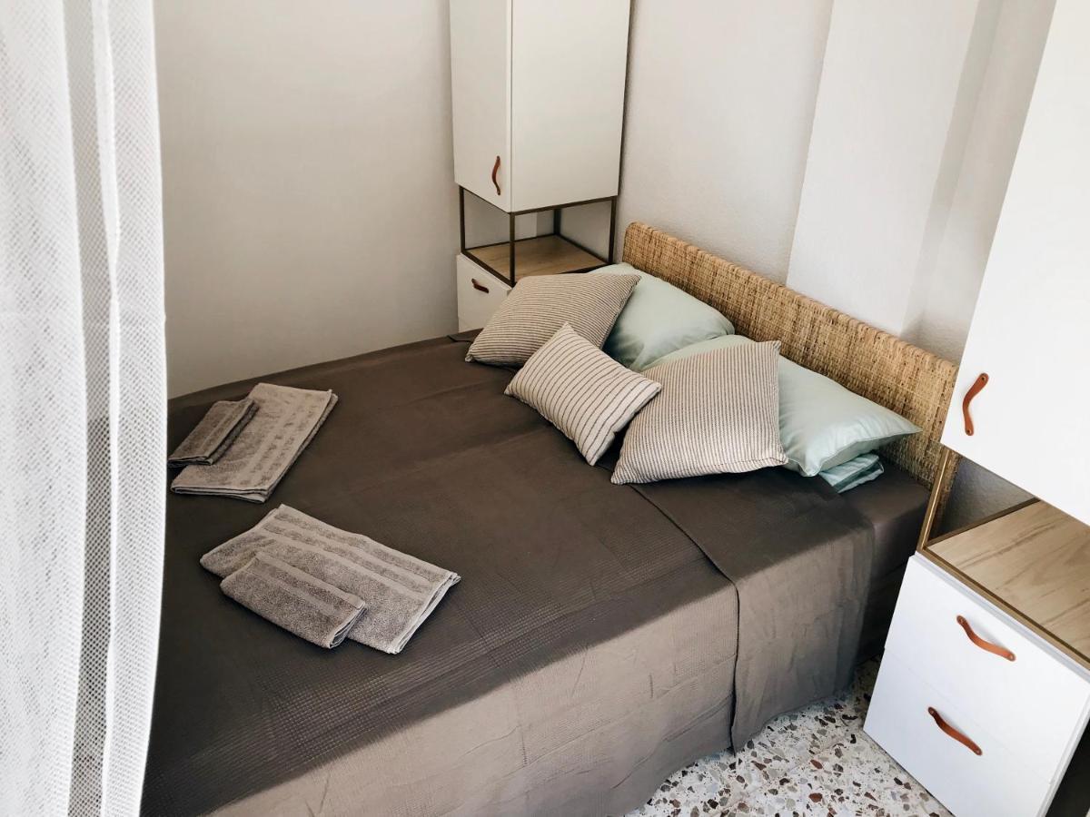 Апартаменты Apartamento Soleado Торевьиа Экстерьер фото